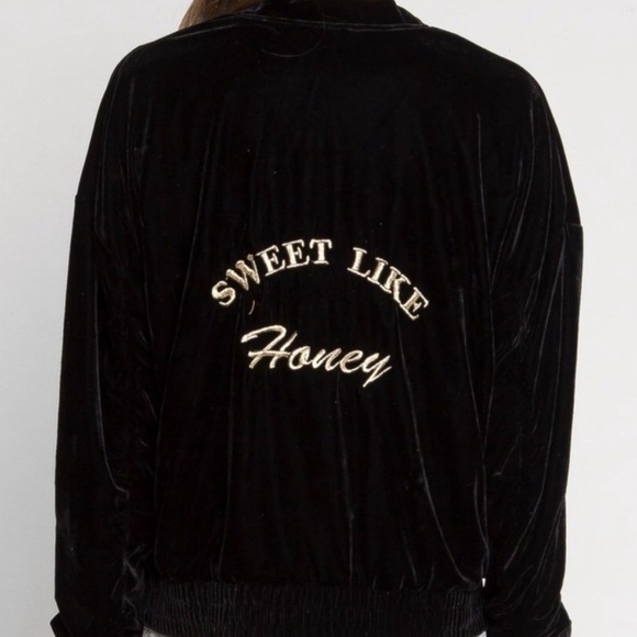 Wet Seal Black Sweet Like Honey Embroidered Velour Velvet Bomber Jacket Sz Large - Picture 5 of 10